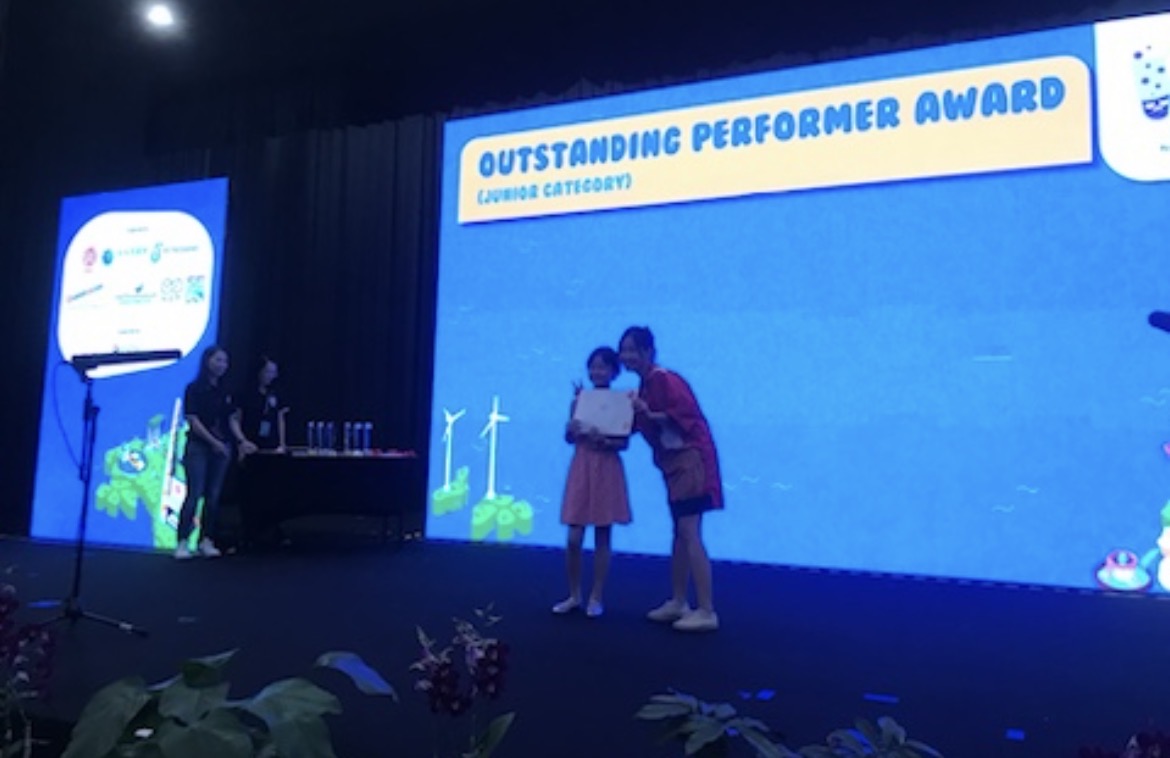 A Rivervale Primary School student receiving the Outstanding Performer Award